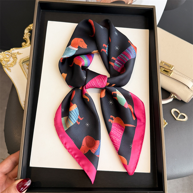 Scarf Silk Square - 패션 위너 도그 프린트 반다나 스카프