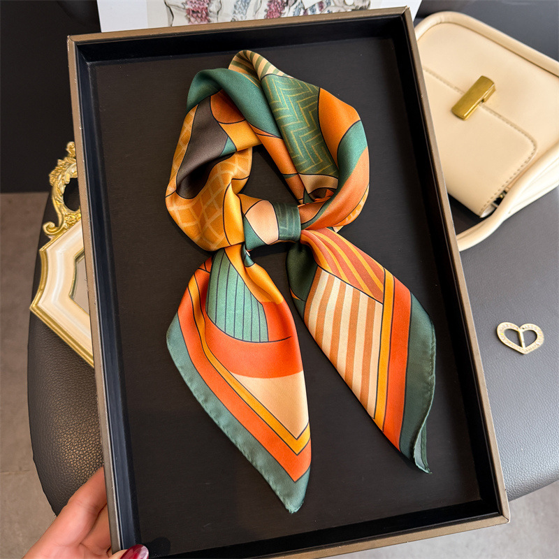 Ascot Neck Scarf - 2026 신상 기하학 프린트 실크 스카프