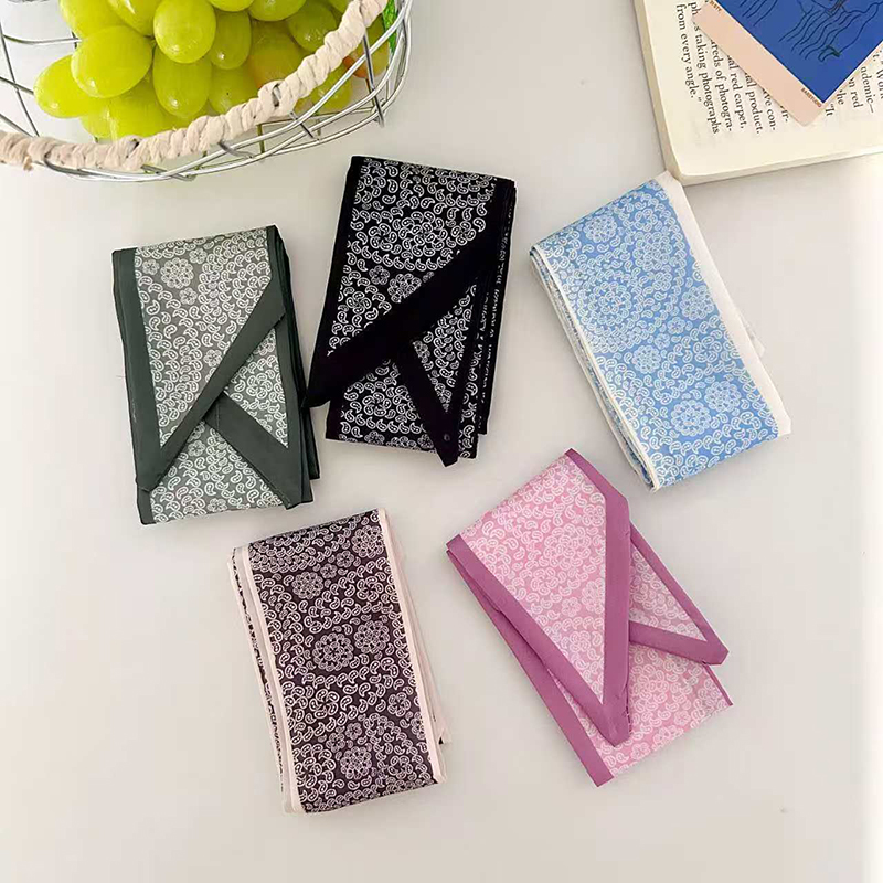 2026 신상 여성용 기하학적 꽃무늬 스키니 새틴 스카 - Ascot Neck Scarf 리뷰 및 가격